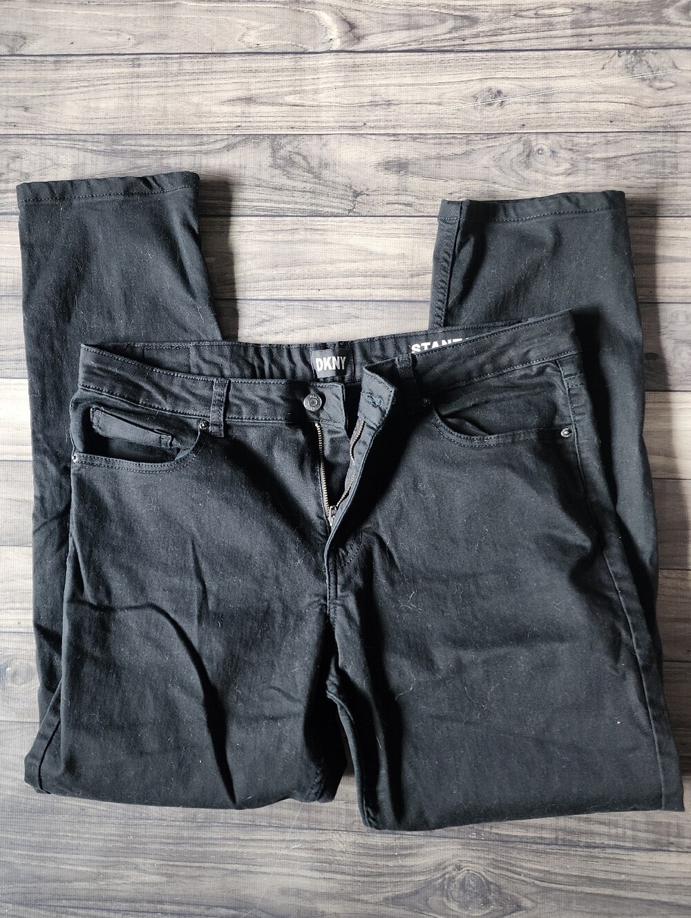 DKNY Men’s Black Stretch Jeans